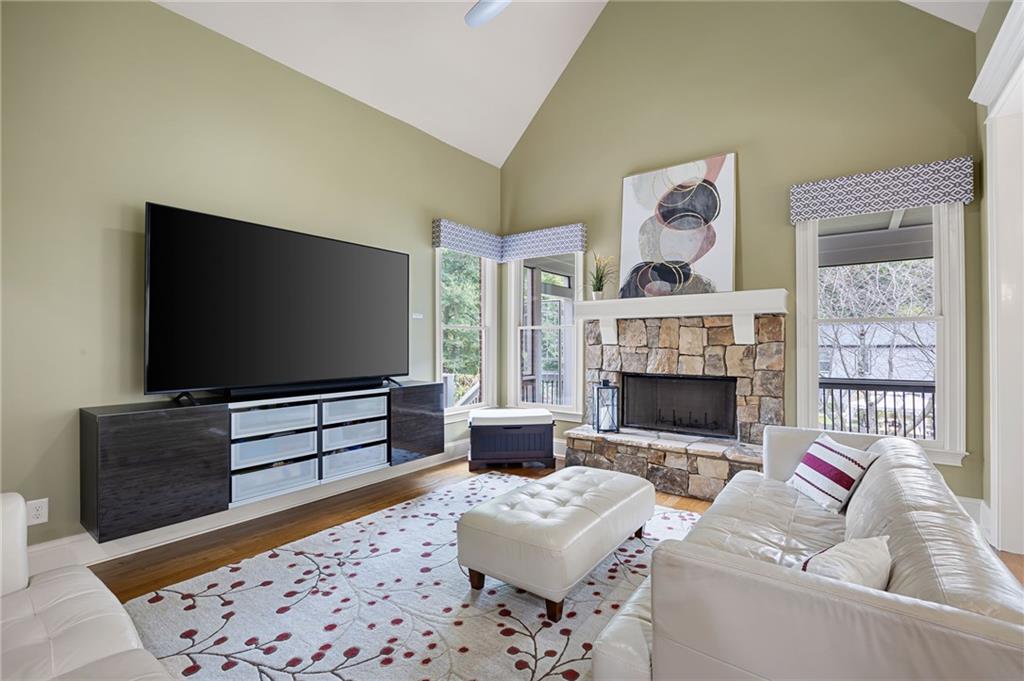 Falkirk Pointe - Residential