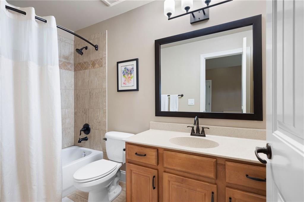 Falkirk Pointe - Residential