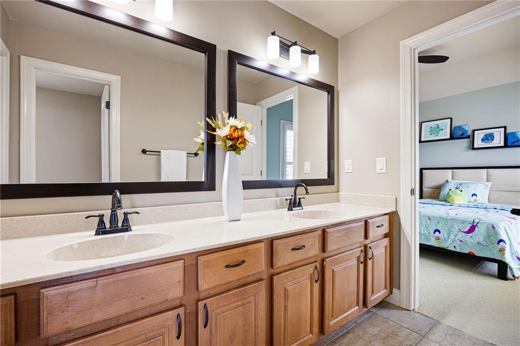 Falkirk Pointe - Residential