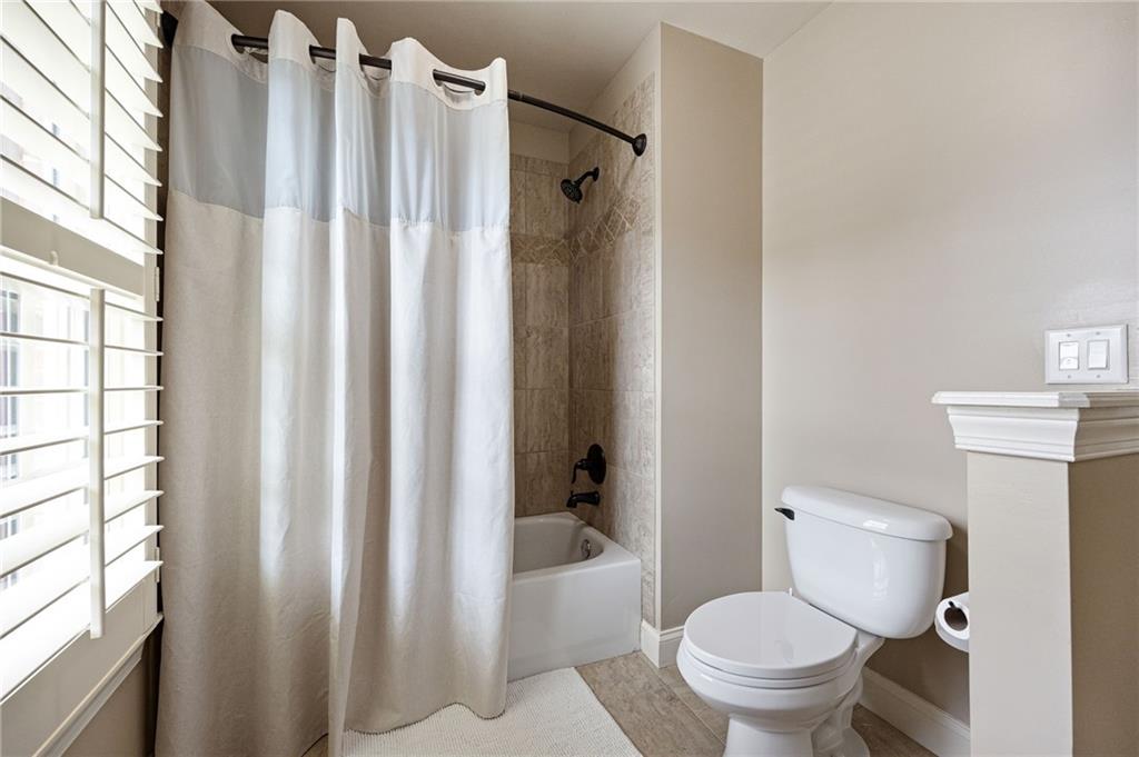 Falkirk Pointe - Residential