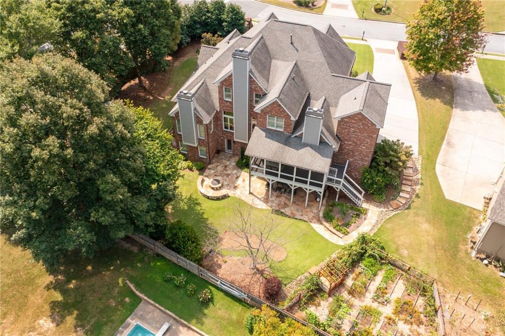 Falkirk Pointe - Residential