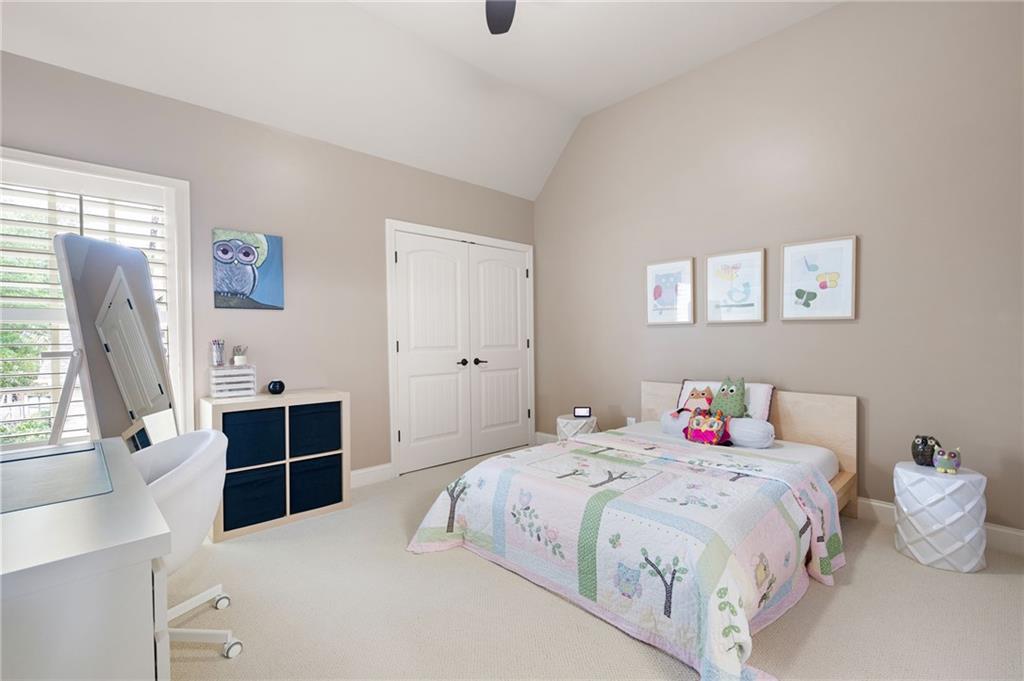 Falkirk Pointe - Residential