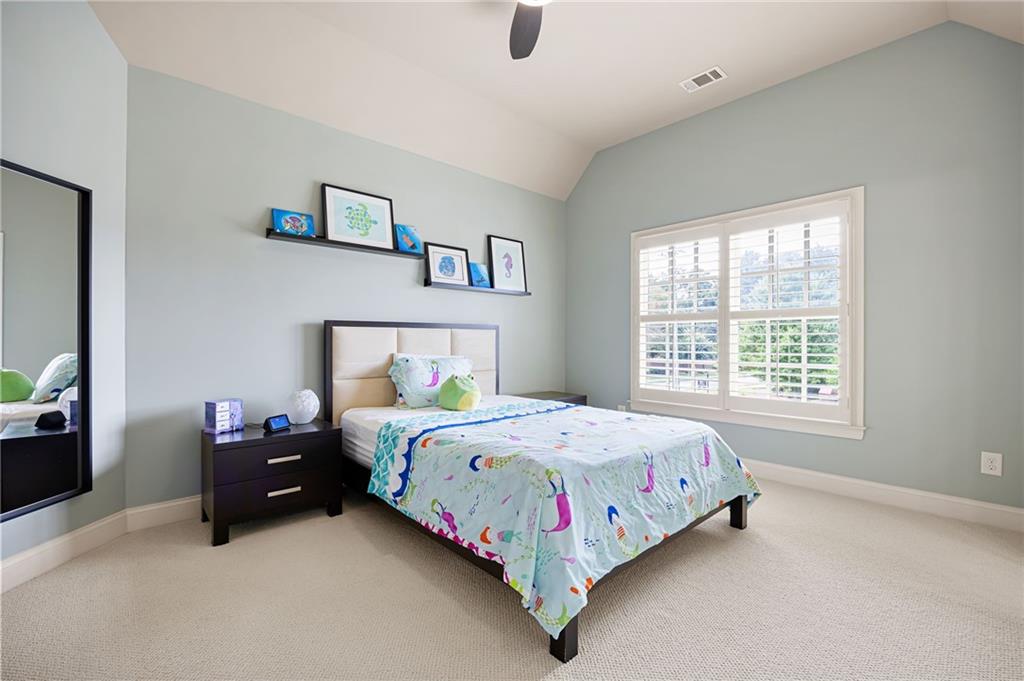 Falkirk Pointe - Residential