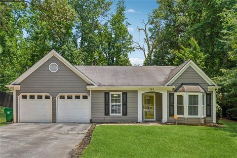 Photo of 785 Greenhedge Way, Stone Mountain, GA 30088 (MLS # 7614003)