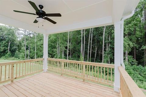 A home in Dawsonville