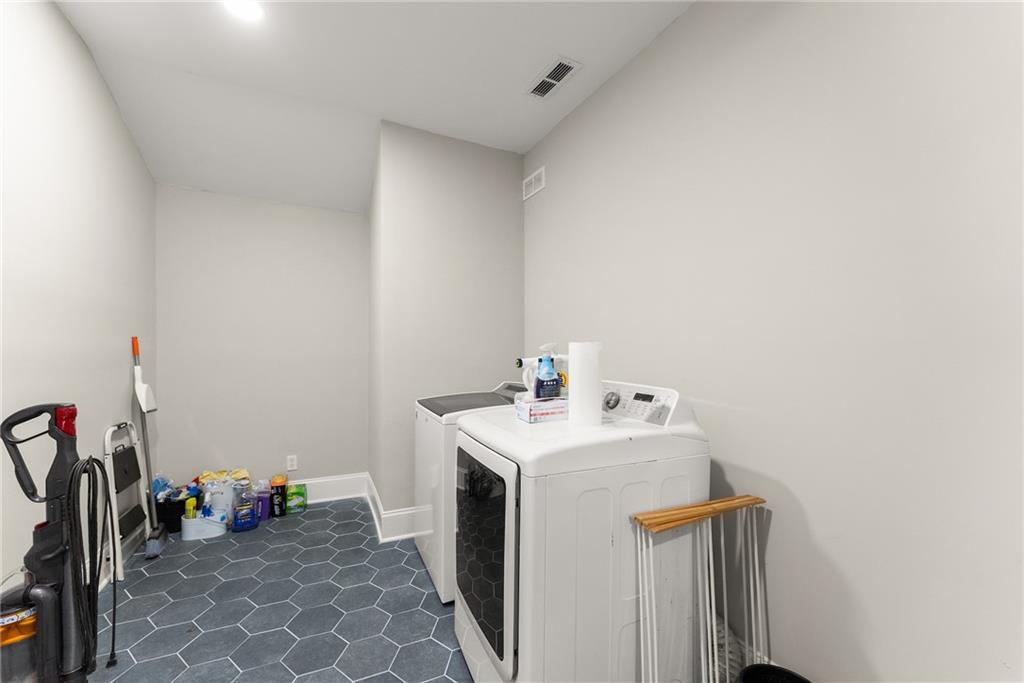 110 Myers Drive, Alpharetta, Georgia image 39