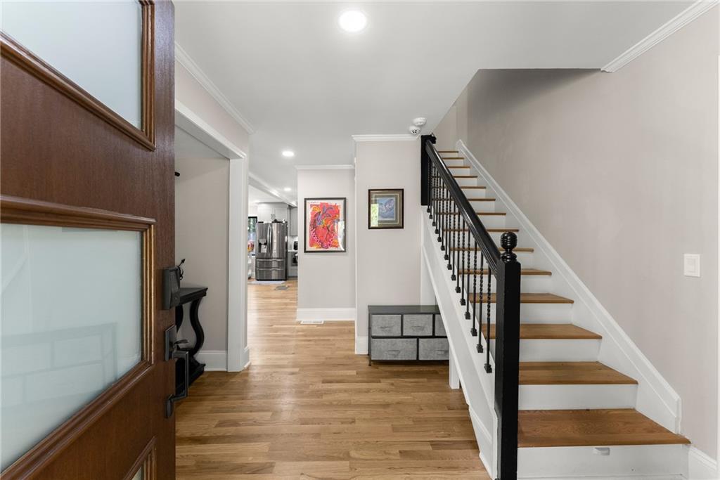110 Myers Drive, Alpharetta, Georgia image 6
