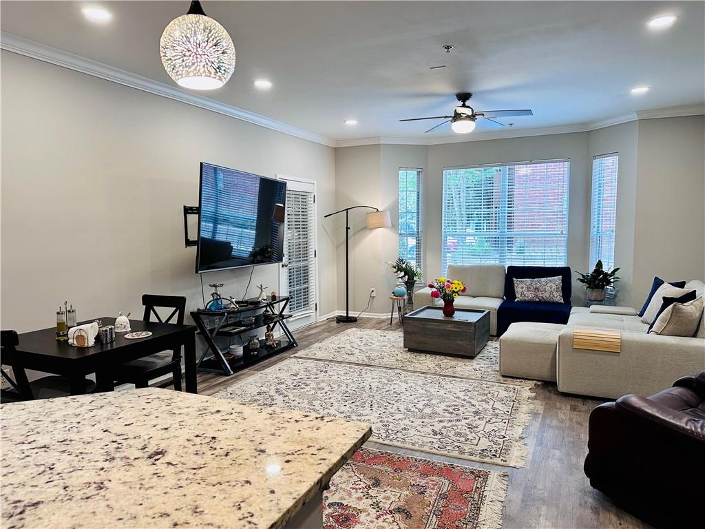 5641 Roswell Road 111