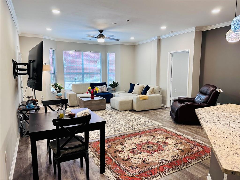 5641 Roswell Road 111