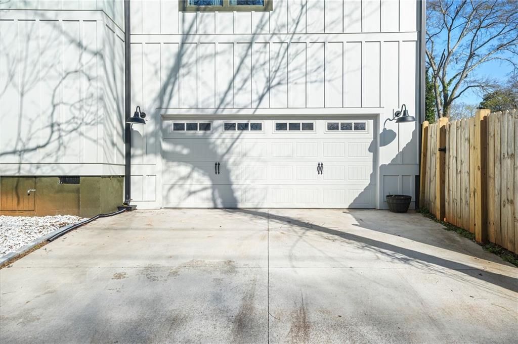 listing image 44