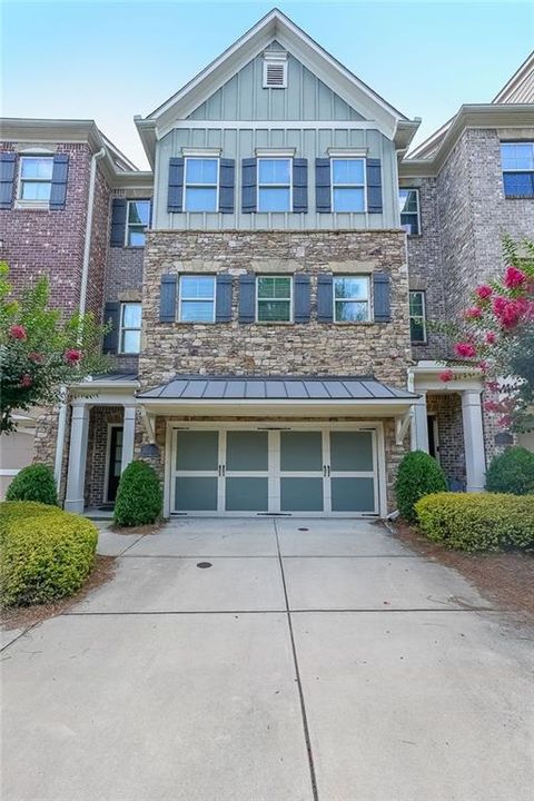 915 Dumaine Trace Atlanta GA 30328