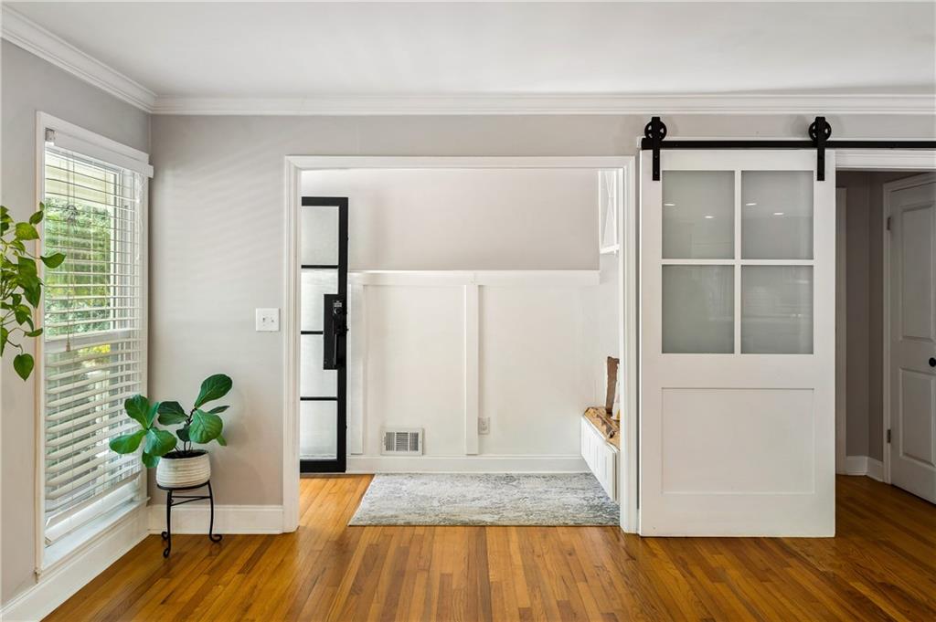 3796 Watkins Place NE