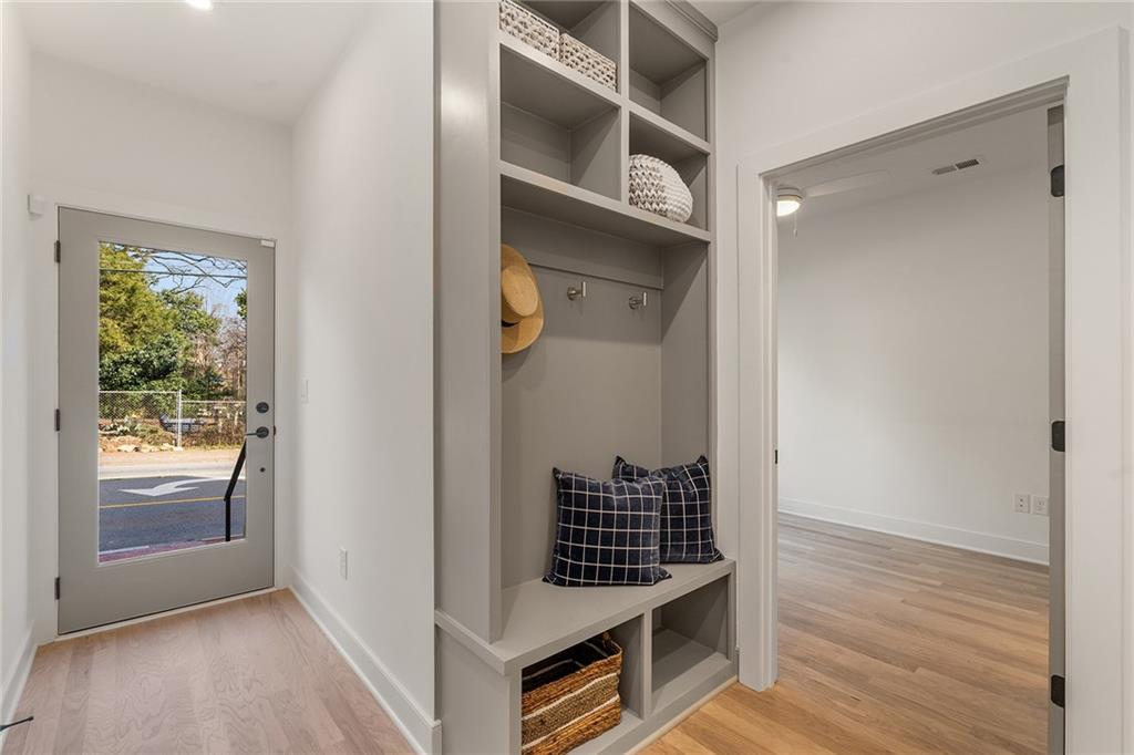 1237 Memorial Drive #302, Atlanta, Georgia image 26