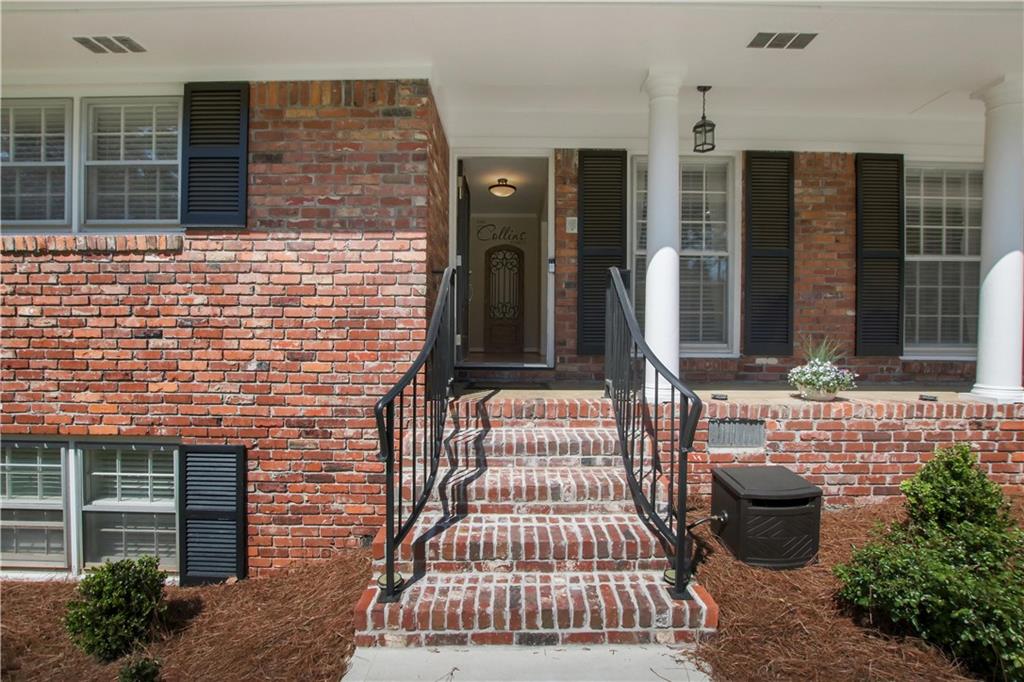 2778 Cosmos Drive NE