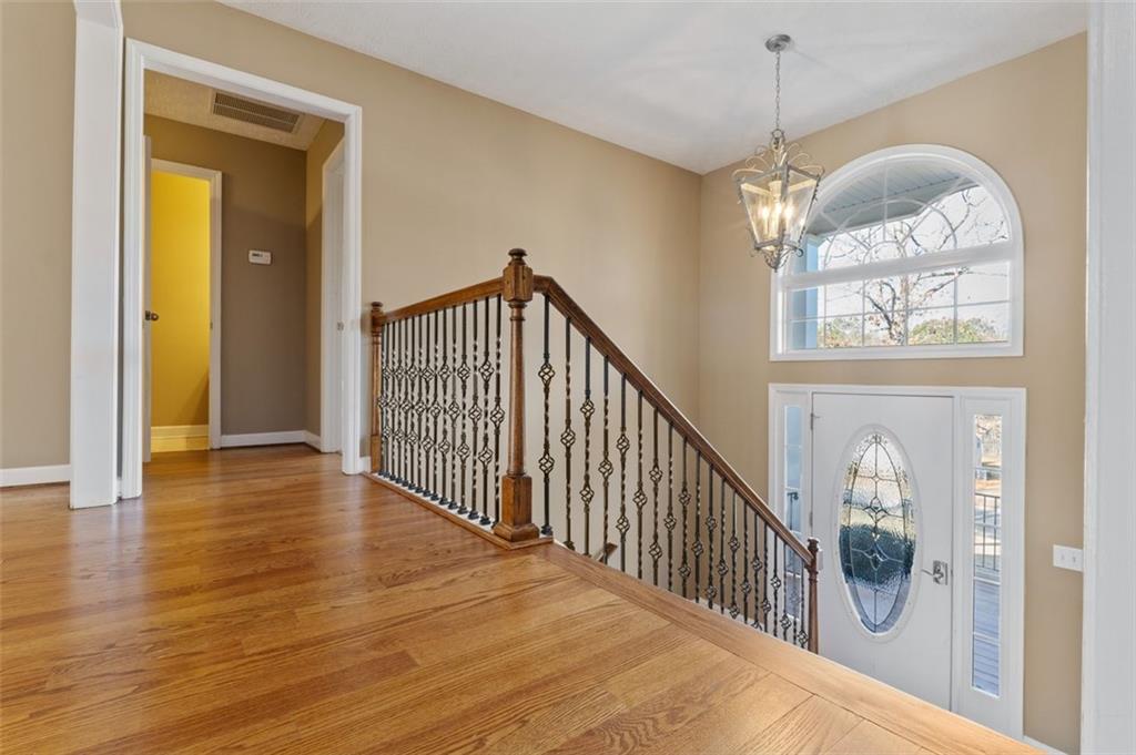 8885 Camp Tree Court, Winston, Georgia image 4