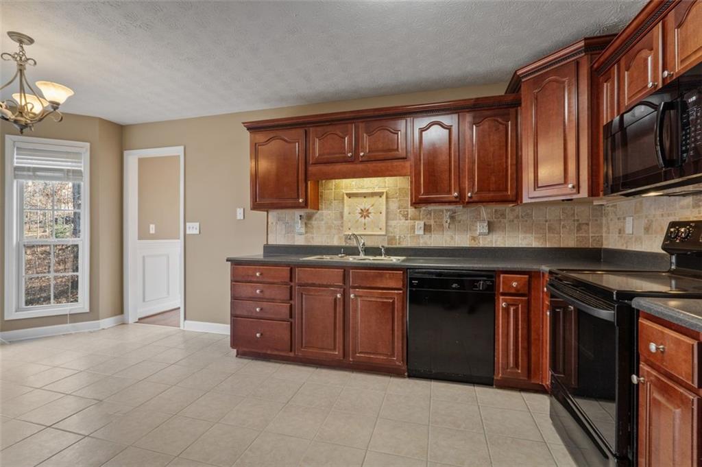 8885 Camp Tree Court, Winston, Georgia image 31