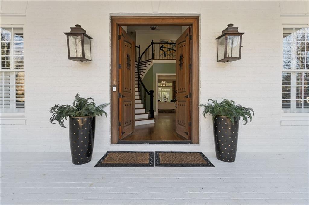 6225 Arnall Court NW