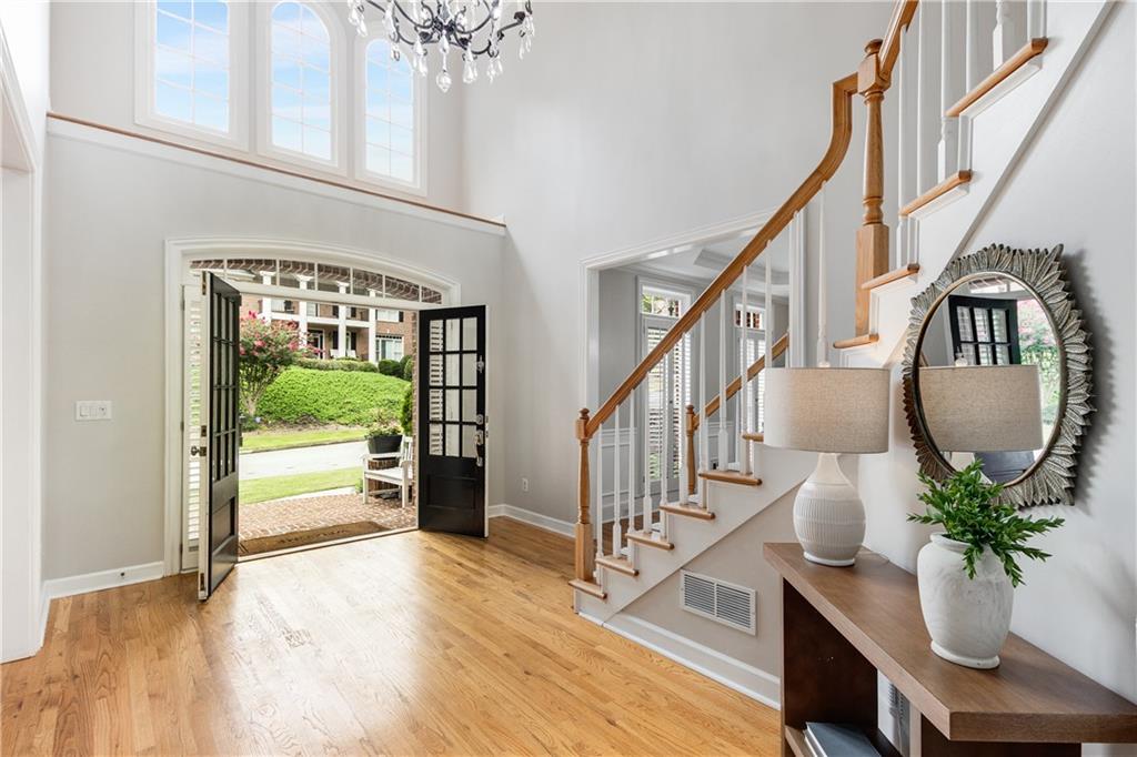 5705 Whitehall Walk