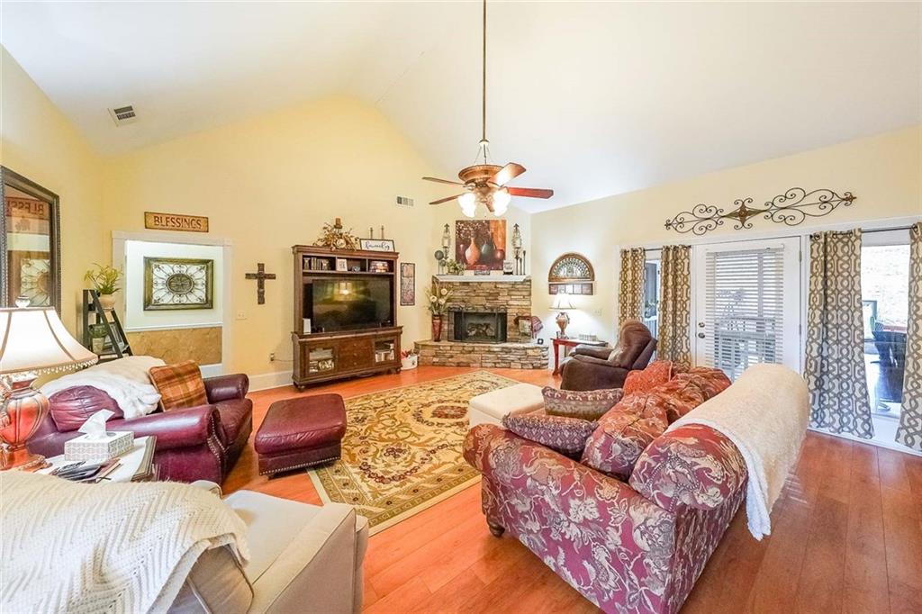 9545 Grande Drive, Winston, Georgia image 10