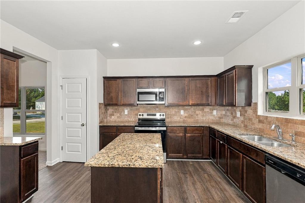 10994 Genova Terrace