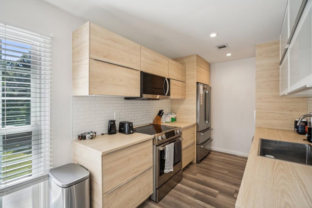 Coral Ridge - Residential Lease