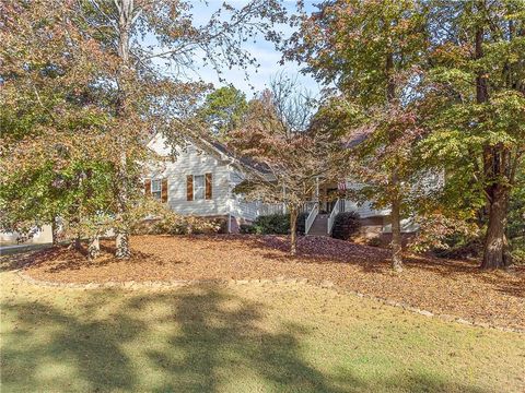 A home in Hoschton