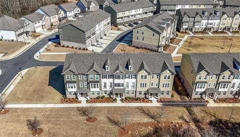 Townhouse For Sale - 4346 Encore Park Lane<br/> Duluth, GA 30097