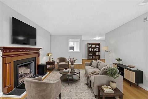 Condo For Sale - 1004 Vicksburg Place<br/> Atlanta, GA 30350