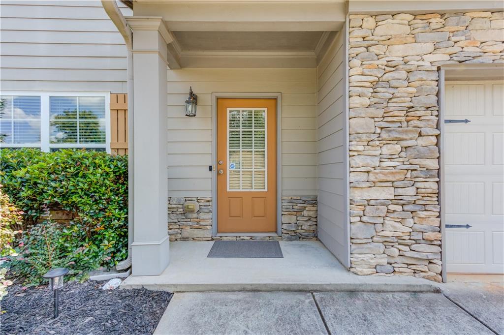 6145 Barker Landing