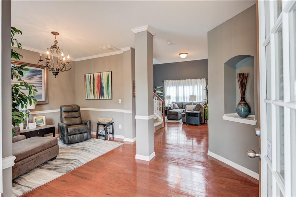 6145 Barker Landing