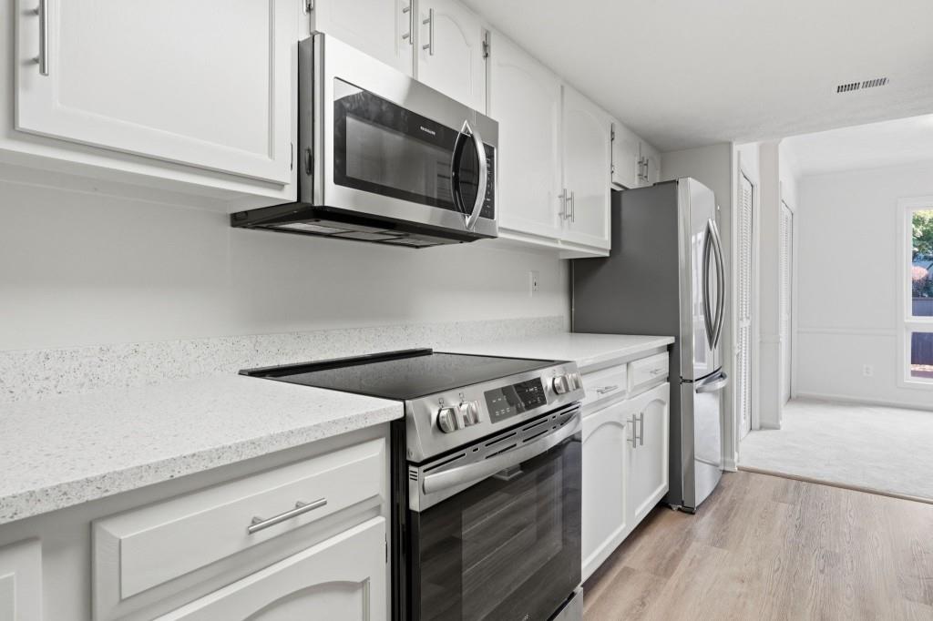 3229 Clairmont North NE