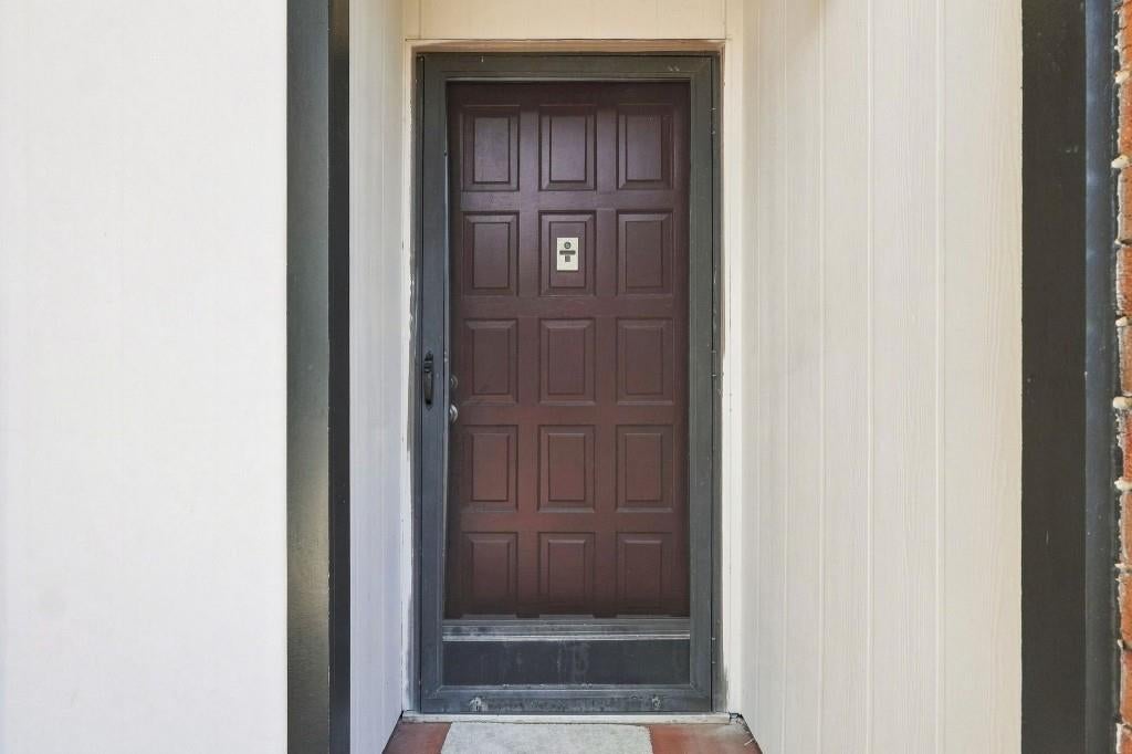 3229 Clairmont North NE