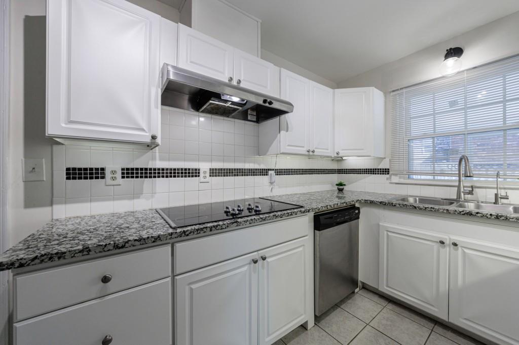 Hillsdale Park - Residential Lease