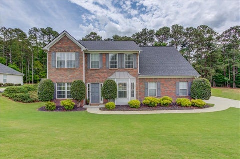 Homes For Sale - 2861 Michelle Lee Drive<br/> Dacula, GA 30019