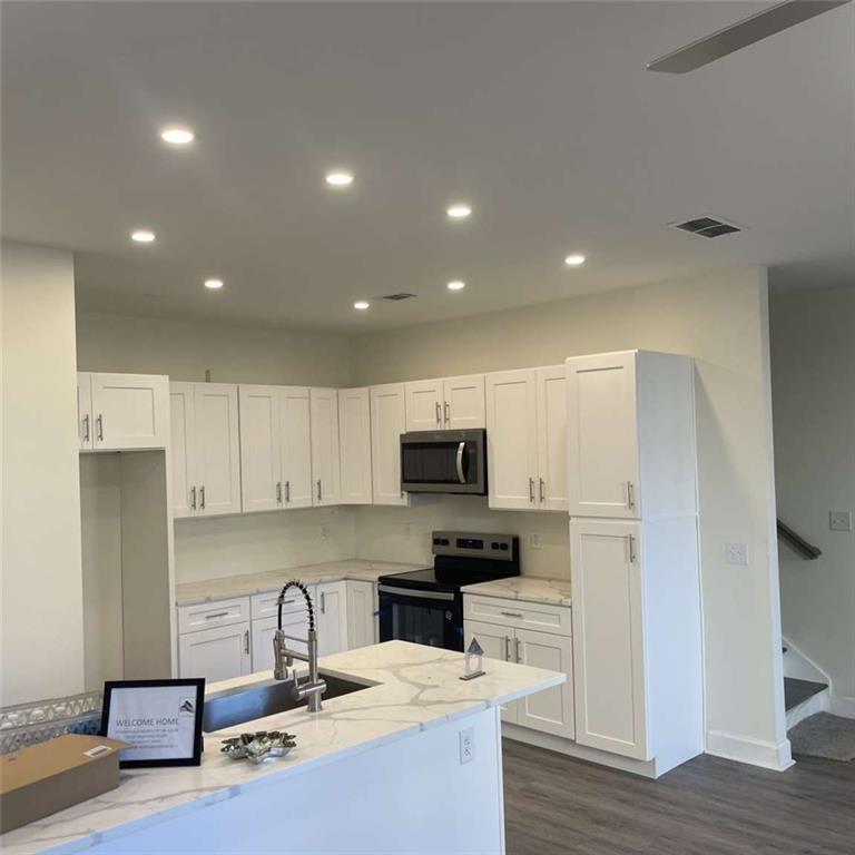 4011 Redan Road 8