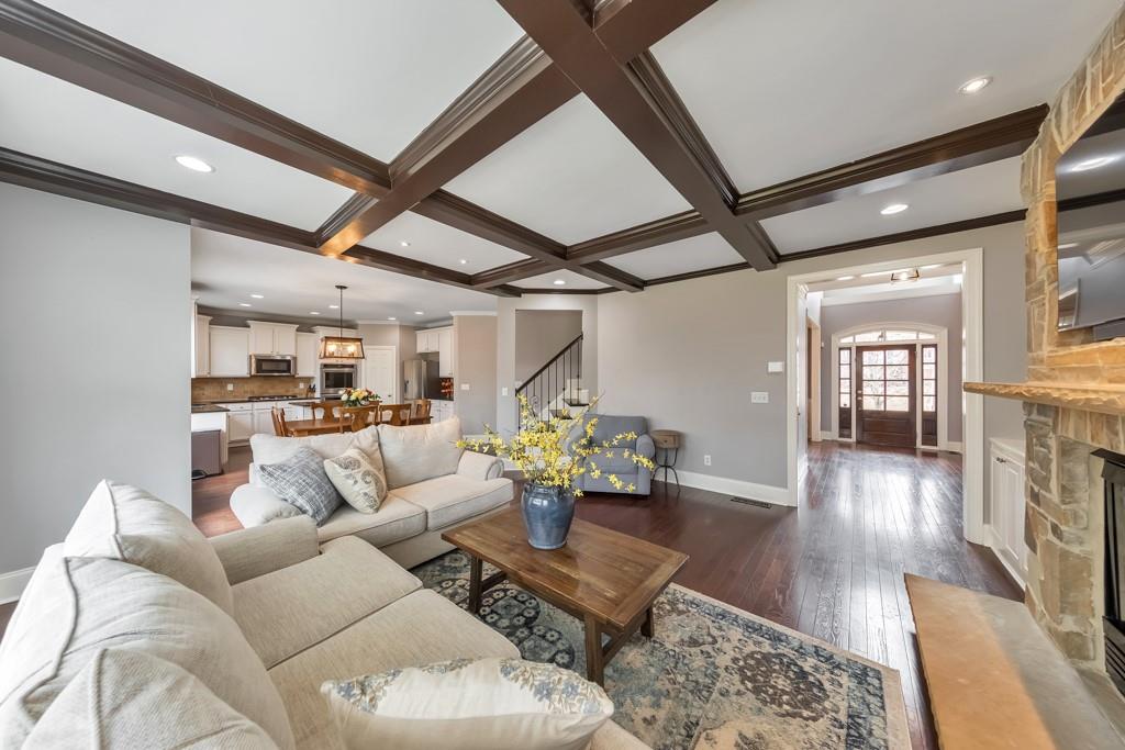 62 Applewood Lane