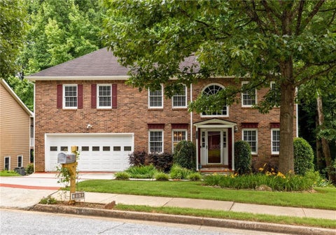 Homes For Sale - 3065 Oak Meadow Drive<br/> Gwinnett County, Snellville, GA 30078