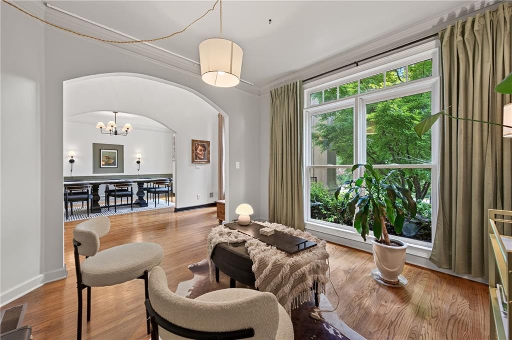 211 Cedarhurst Drive
