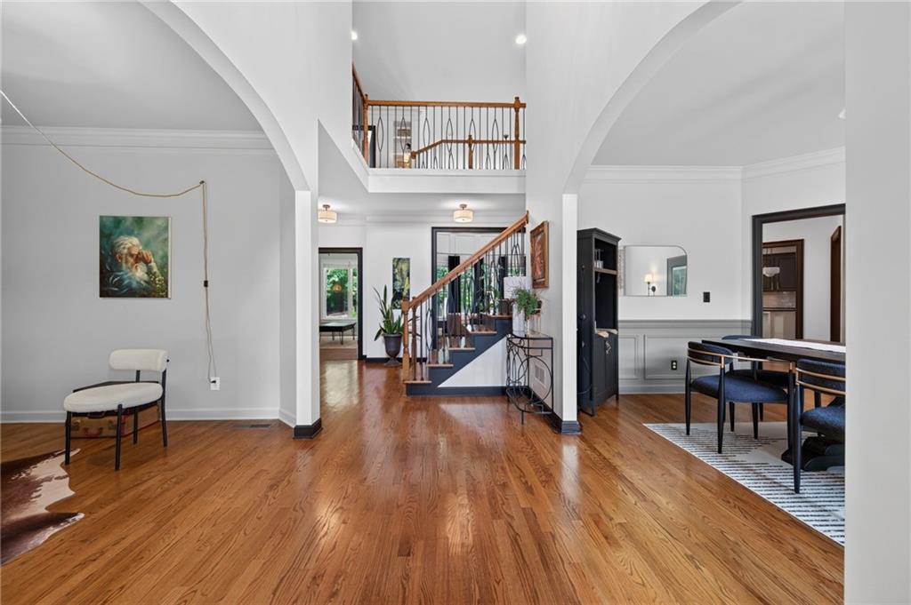 211 Cedarhurst Drive