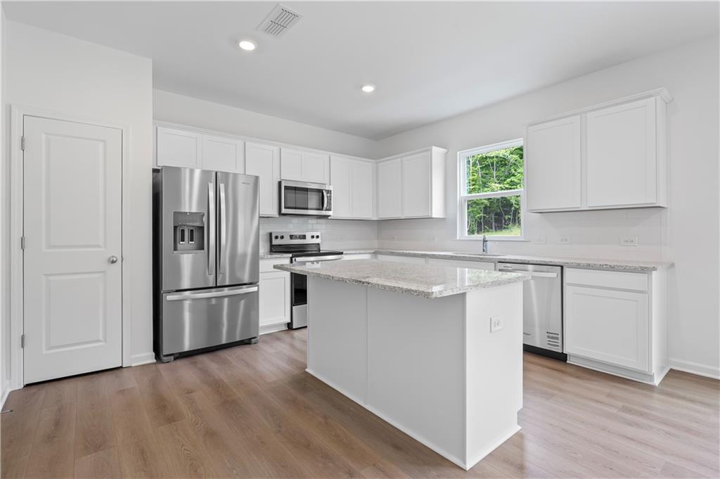 Avery Ridge - Residential