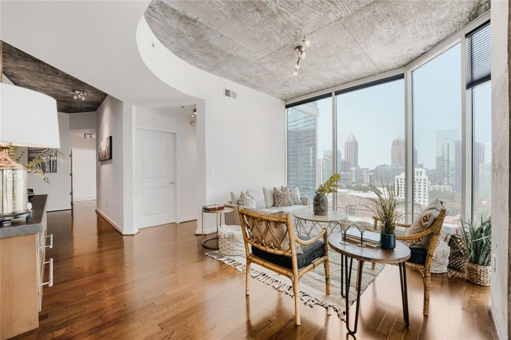 860 Peachtree Street NE 1701