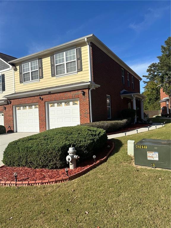 988 Treymont Way