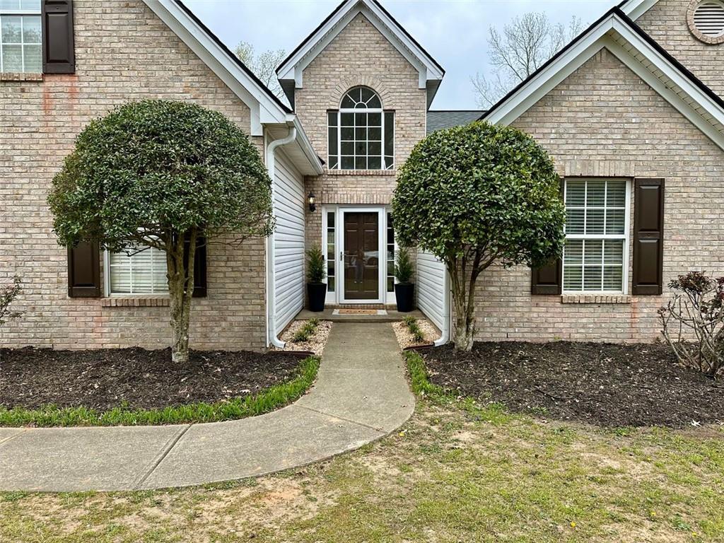 2814 Michelle Lee Drive, Dacula, Georgia image 2