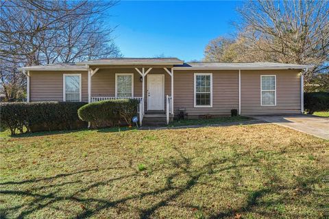 1696 Almand Creek Drive SW Conyers GA 30094