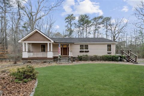 Homes For Sale - 1429 Lakeview Road<br/> Grayson, GA 30017