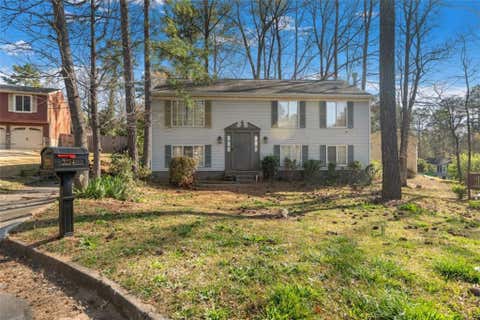 Homes For Sale - 3274 Adelade Court<br/> Lithonia, GA 30038