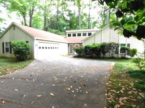Photo of 1710 Pine Road, Marietta, GA 30062 (MLS # 7768698)