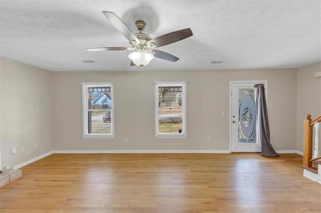 742 Wilkes Drive, Loganville, Georgia image 15