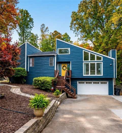 Homes For Sale - 3701 Thornwood Way<br/> Marietta, GA 30062