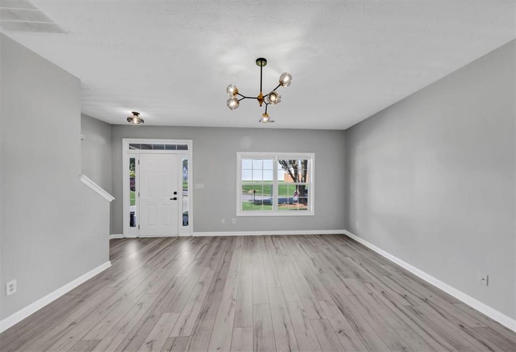 5195 Oaks Landing Court